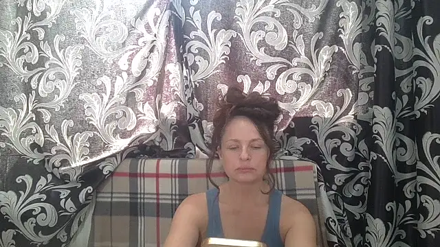 LindaStarS online show from June 2026 11:31:01 AM