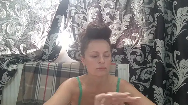 LindaStarS online show from June 2026 11:25:01 AM