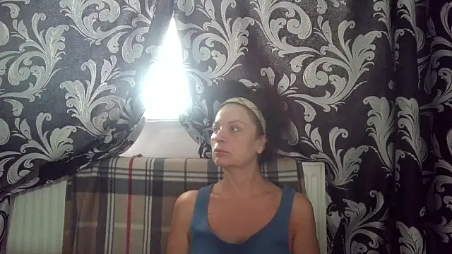 LindaStarS online show from June 2026 04:11:02 AM