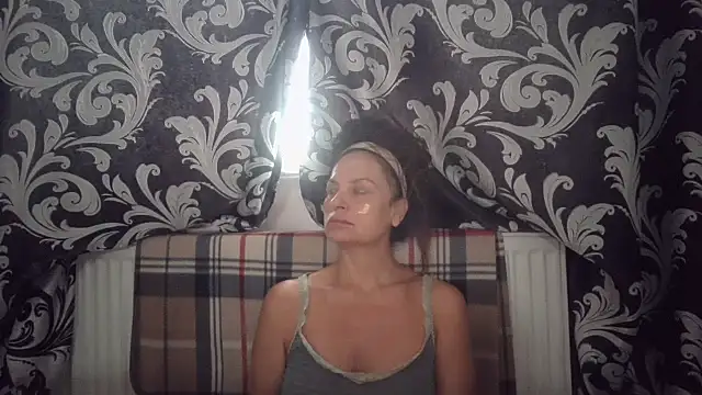 LindaStarS online show from July 2026 05:54:01 AM