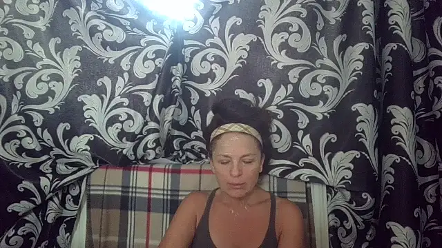 LindaStarS online show from July 2026 04:19:02 AM