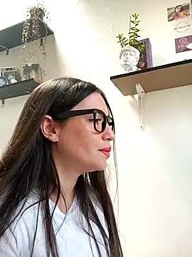 loveuu-bae online show from January 2025 05:51:02 PM