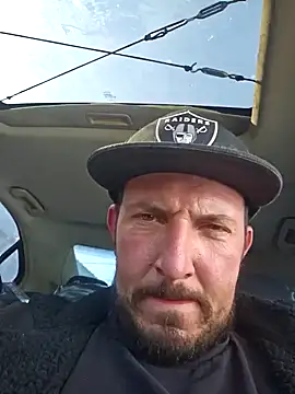 UncutHammer69 online show from January 2025 08:29:01 PM