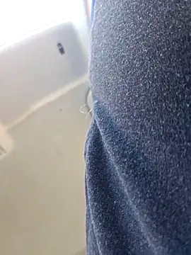 UncutHammer69 online show from September 2025 03:34:01 PM