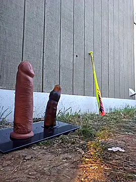 UncutHammer69 online show from February 2026 03:16:02 PM