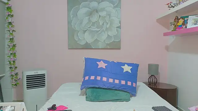 CindyCrawford online show from March 2026 03:28:02 AM