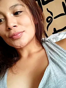 kinky milaxh online show from February 2025 05:07:02 PM