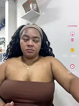 yanza2002 online show from May 2026 11:55:01 PM