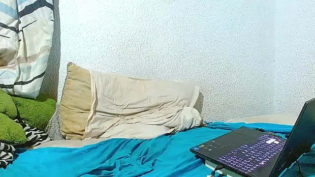 biglatin80 online show from January 2025 06:01:02 AM