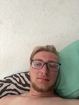 Sven132 online show from May 2026 01:48:02 PM