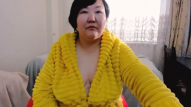 Snapshot of pussygold88 chatting on November 2025 03:49:01 AM pussygold88 online show from November 2025 03:49:01 AM