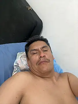 Snapshot of julius_semen chatting on January 2026 06:50:01 AM julius semen online show from January 2026 06:50:01 AM