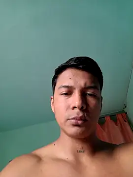 morenito420 online show from October 2025 07:11:01 PM