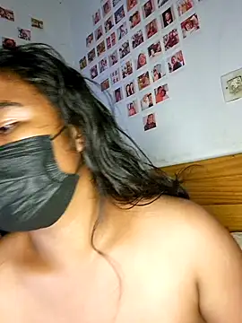 Artinah22 online show from December 2024 07:22:01 PM