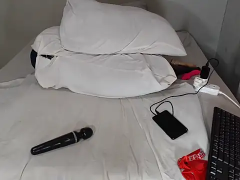 xxfantasy122 online show from December 2024 09:54:02 AM