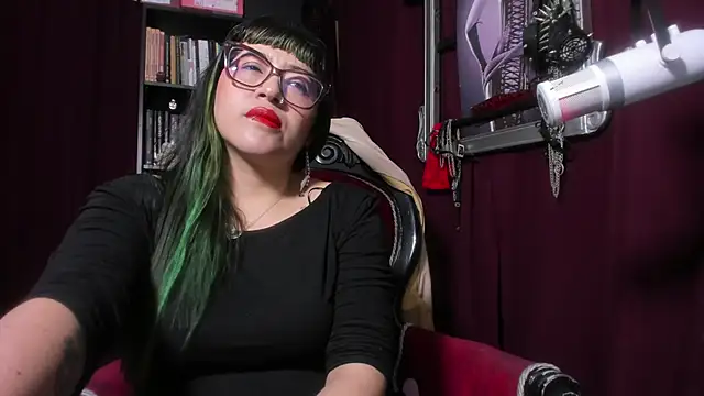 MeGoddesSara online show from May 2026 03:35:01 AM