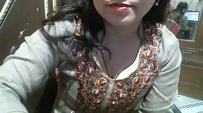 UrsMansi online show from February 2025 10:58:01 PM