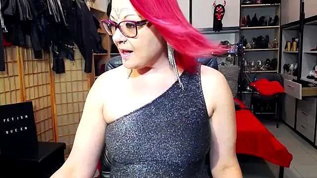 Snapshot of LindaDaemonX chatting on March 2025 11:19:01 AM LindaDaemonX online show from March 2025 11:19:01 AM