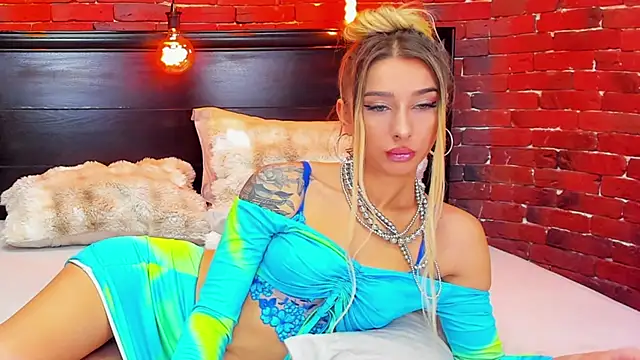 ChristynaRoss online show from February 2026 08:23:02 PM