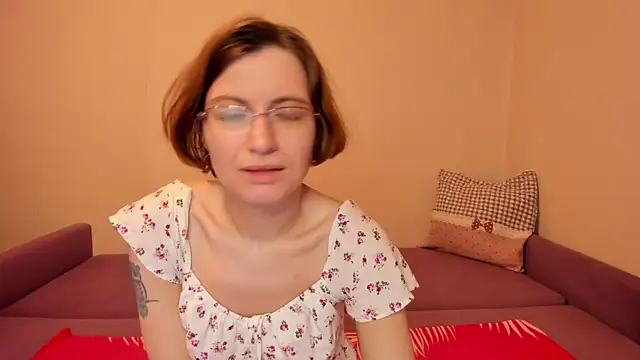 MarilynDream online show from April 2026 03:43:01 PM