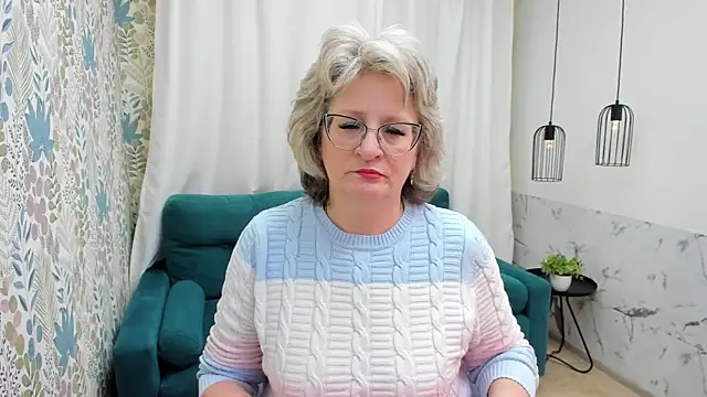 EvelynJoyful online show from March 2026 08:26:33 AM