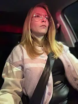 Snapshot of AnastasiaAniess chatting on November 2025 06:29:02 PM AnastasiaAniess online show from November 2025 06:29:02 PM