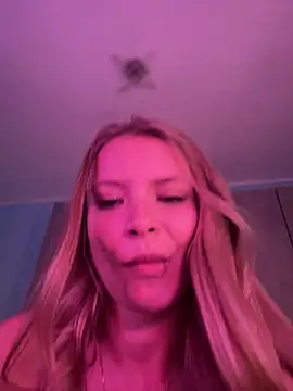 Snapshot of AnastasiaAniess chatting on January 2026 11:30:01 PM AnastasiaAniess online show from January 2026 11:30:01 PM