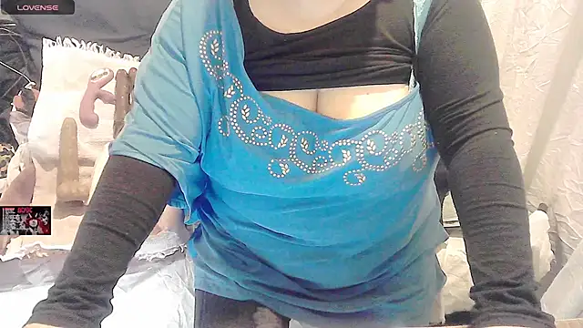 Snapshot of tatli_bela chatting on January 2025 04:18:01 AM tatli bela online show from January 2025 04:18:01 AM