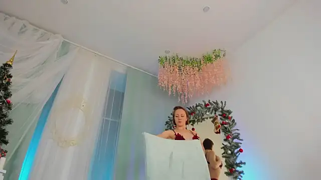 Snapshot of LilianKroft chatting on December 2024 12:08:02 PM LilianKroft online show from December 2024 12:08:02 PM