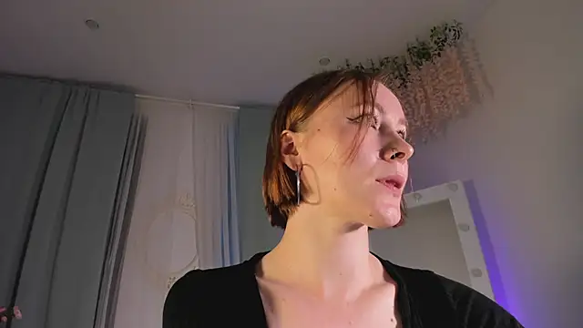 LilianKroft online show from March 2026 12:02:02 PM