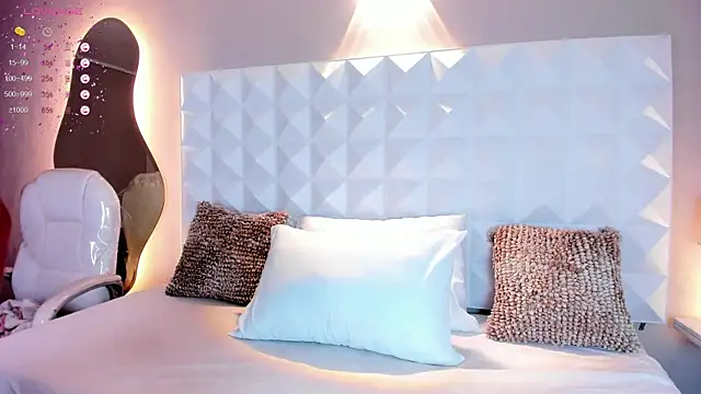 myax evans online show from January 2025 11:41:02 AM