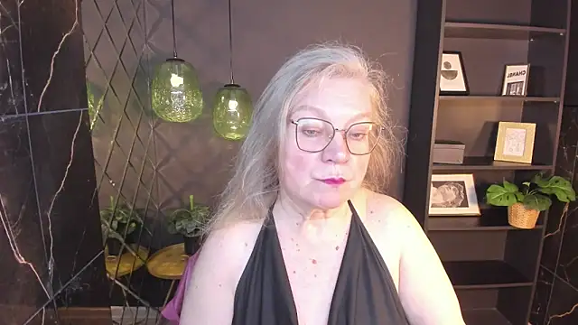 NataliMellow online show from May 2026 01:18:02 PM