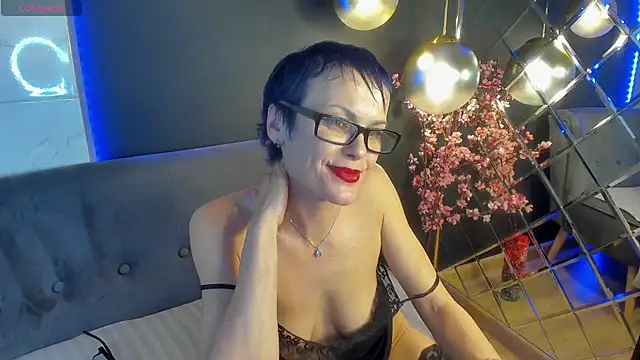 Snapshot of BrandiSweetie chatting on January 2025 07:51:01 PM BrandiSweetie online show from January 2025 07:51:01 PM