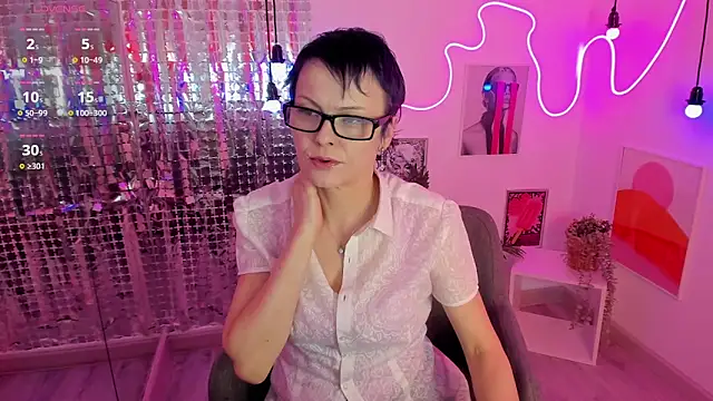 Snapshot of BrandiSweetie chatting on February 2025 02:03:02 PM BrandiSweetie online show from February 2025 02:03:02 PM