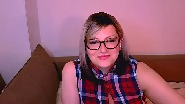 Snapshot of JillSpacey chatting on November 2025 09:06:02 PM JillSpacey online show from November 2025 09:06:02 PM