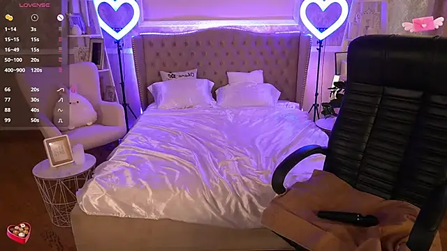 Snapshot of FoxyShy chatting on March 2025 09:56:02 AM FoxyShy online show from March 2025 09:56:02 AM