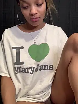 Rakiyahcharms online show from January 2025 05:45:02 AM