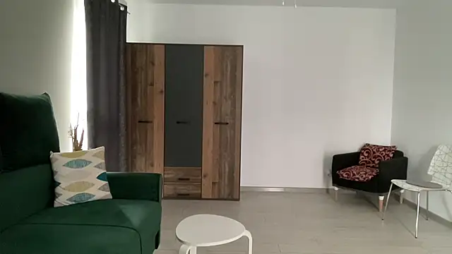 AlphaSparks online show from January 2025 04:02:02 PM