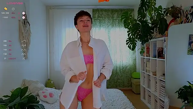 Snapshot of lana_sky chatting on October 2025 12:34:02 PM lana sky online show from October 2025 12:34:02 PM