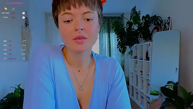 Snapshot of lana_sky chatting on October 2025 01:34:02 PM lana sky online show from October 2025 01:34:02 PM