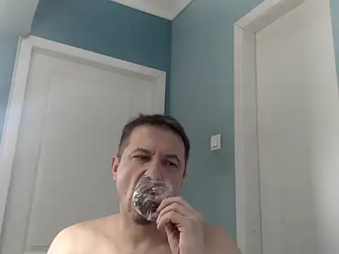 MisterFaithRO online show from May 2026 01:41:01 PM