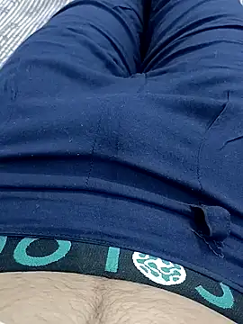 Snapshot of Babyucum4me chatting on December 2024 02:33:01 PM Babyucum4me online show from December 2024 02:33:01 PM