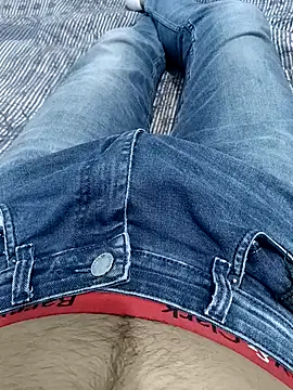 Snapshot of Babyucum4me chatting on December 2024 07:54:01 PM Babyucum4me online show from December 2024 07:54:01 PM