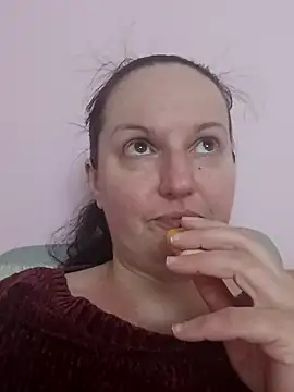 BustyLadyAlma online show from May 2026 06:30:01 AM