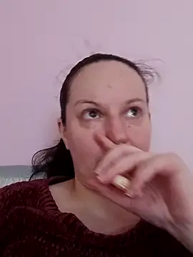 BustyLadyAlma online show from May 2026 06:40:02 AM