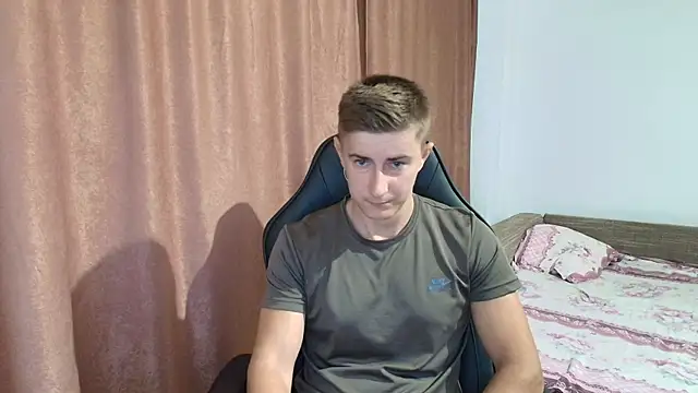 Snapshot of Todhorny9873 chatting on February 2025 05:25:01 AM Todhorny9873 online show from February 2025 05:25:01 AM