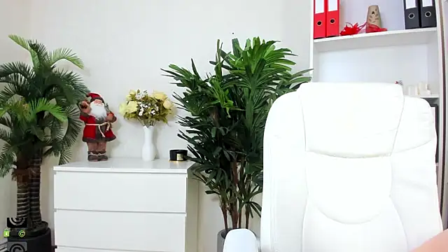 Snapshot of amayawest chatting on December 2024 10:34:02 AM amayawest online show from December 2024 10:34:02 AM