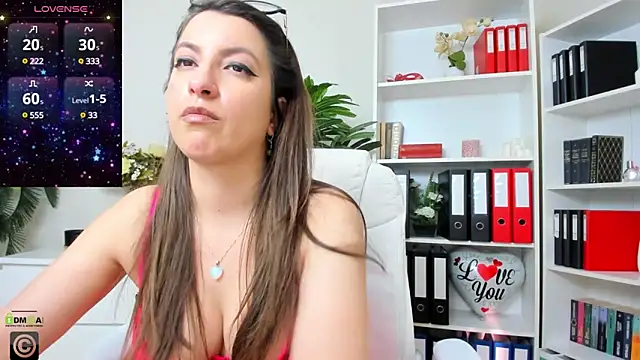 Snapshot of amayawest chatting on February 2025 02:03:02 PM amayawest online show from February 2025 02:03:02 PM