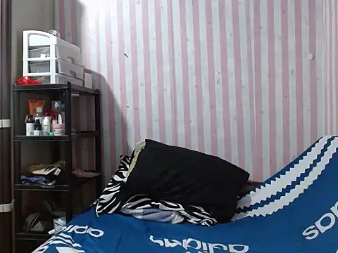 Snapshot of Kariebabe chatting on February 2026 10:30:01 AM Kariebabe online show from February 2026 10:30:01 AM