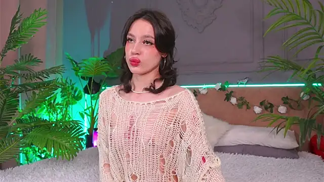 Snapshot of Devilinee chatting on March 2025 07:02:01 AM Devilinee online show from March 2025 07:02:01 AM